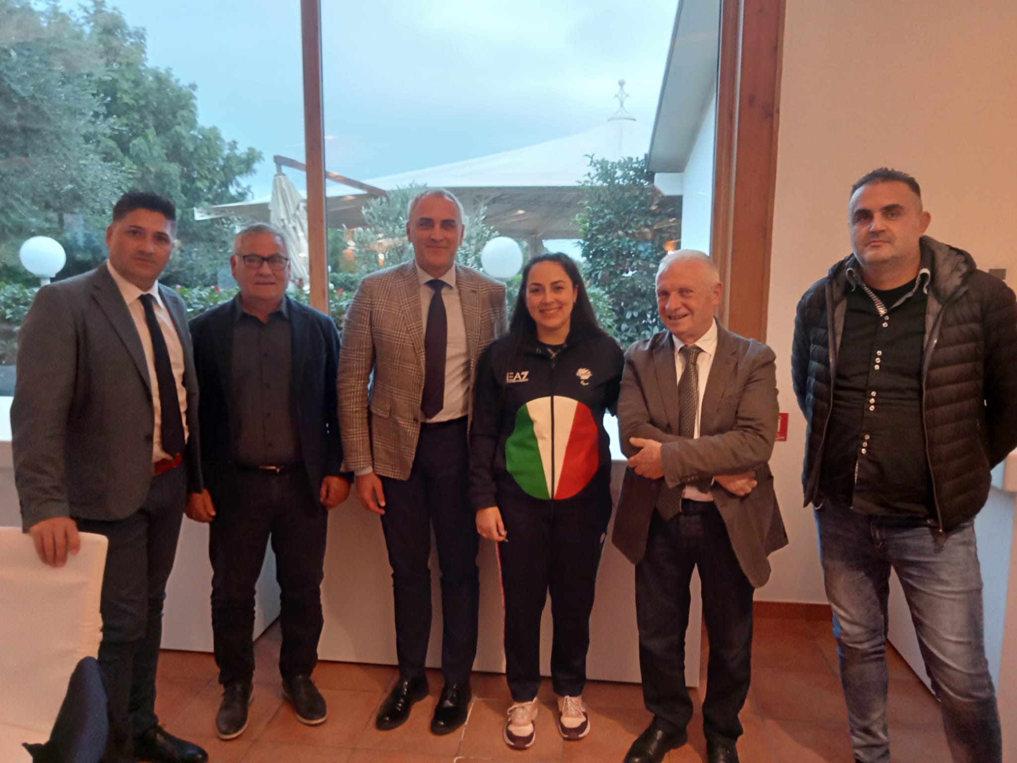 Volley per i giovani di San Luca, consegnato al sindaco il kit per iniziare le attività sportive