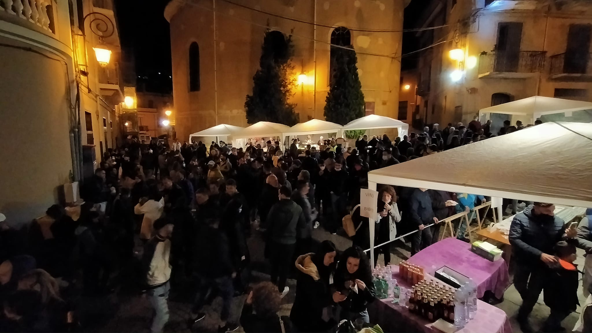 Boom di presenze alla diciassettesima festa del vino a San Martino a Gioiosa Ionica