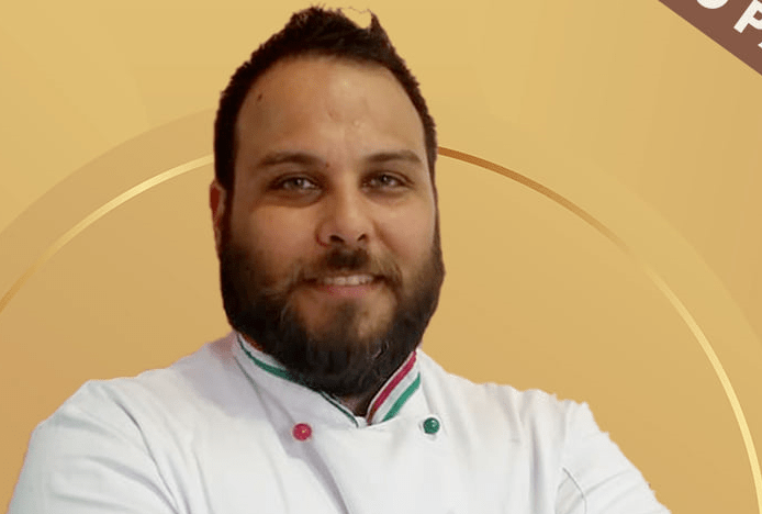 Pietro Gallo della Pasticceria Gallo di Molochio (RC) in gara per vincere il premio per il miglior panettone 2021