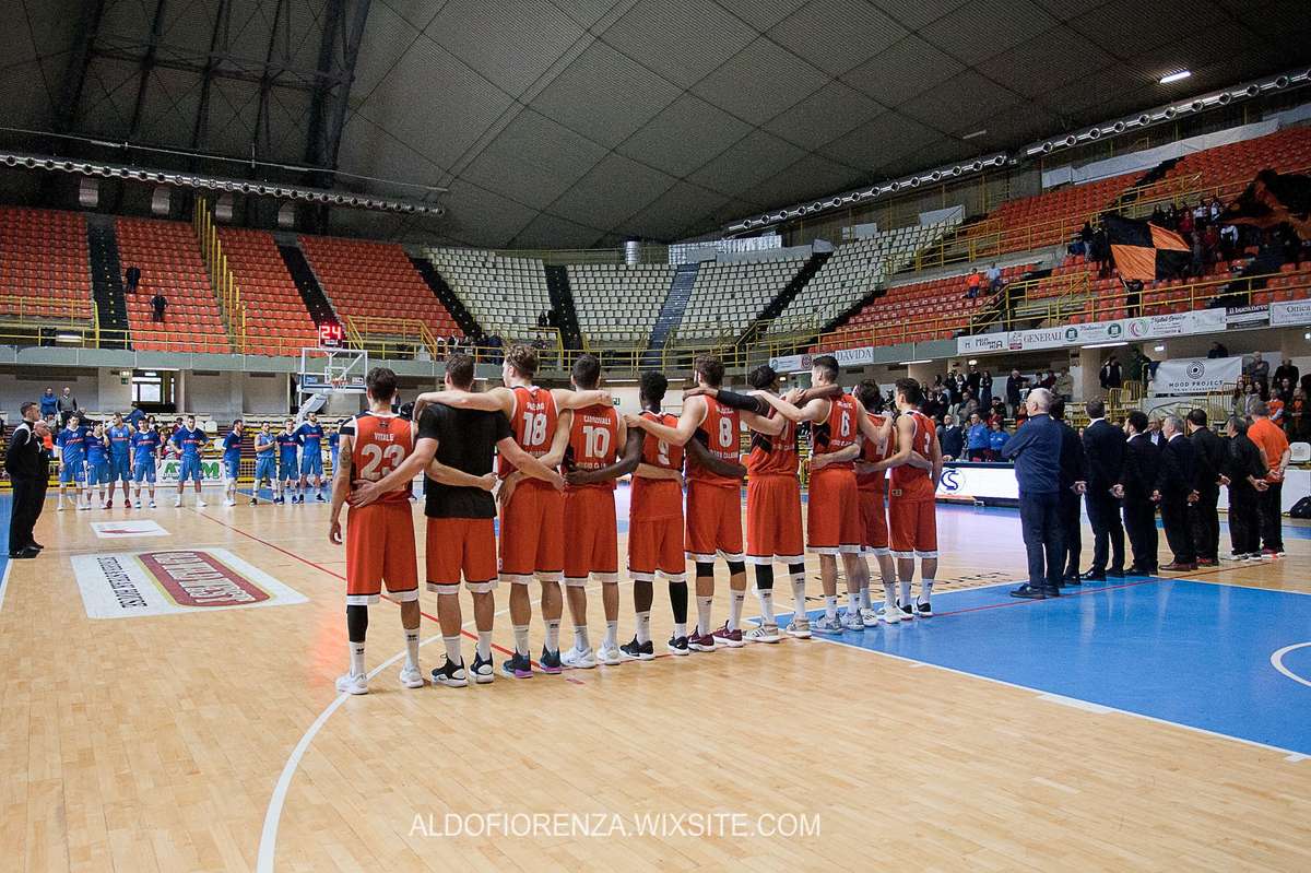 Basket:  la Viola presenta una promozione speciale per i tifosi della Reggina