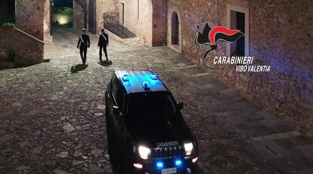 Aggredito e pestato da coetanei, ferito quindicenne nel Vibonese