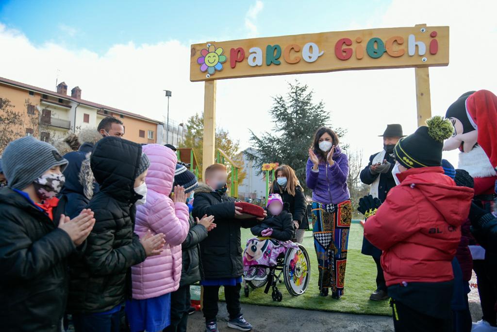 San Giovanni in Fiore: consegnato il secondo parco giochi con area inclusiva