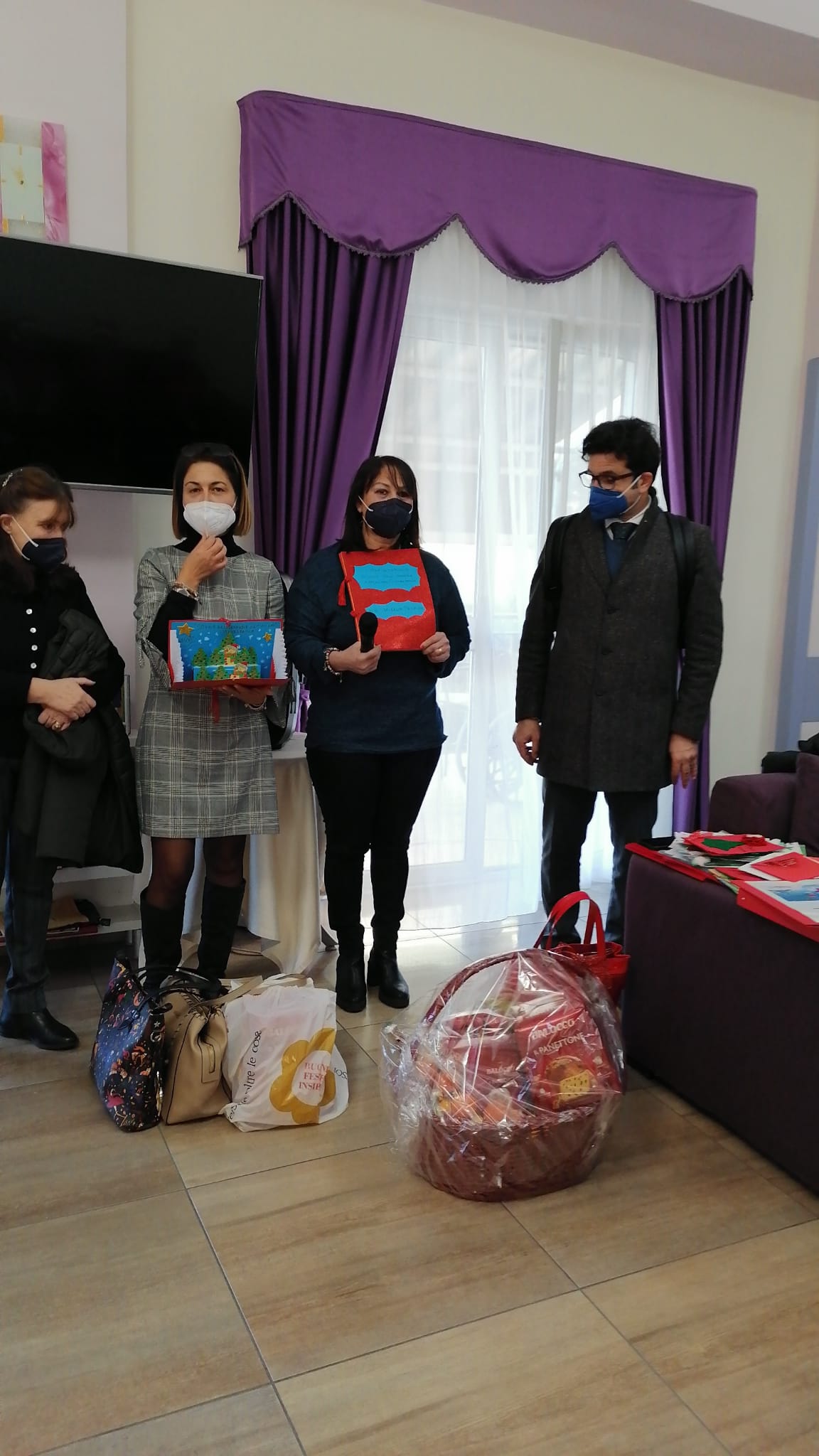 Gli alunni del Comprensivo Mandatoriccio pensano agli anziani nelle case di riposo