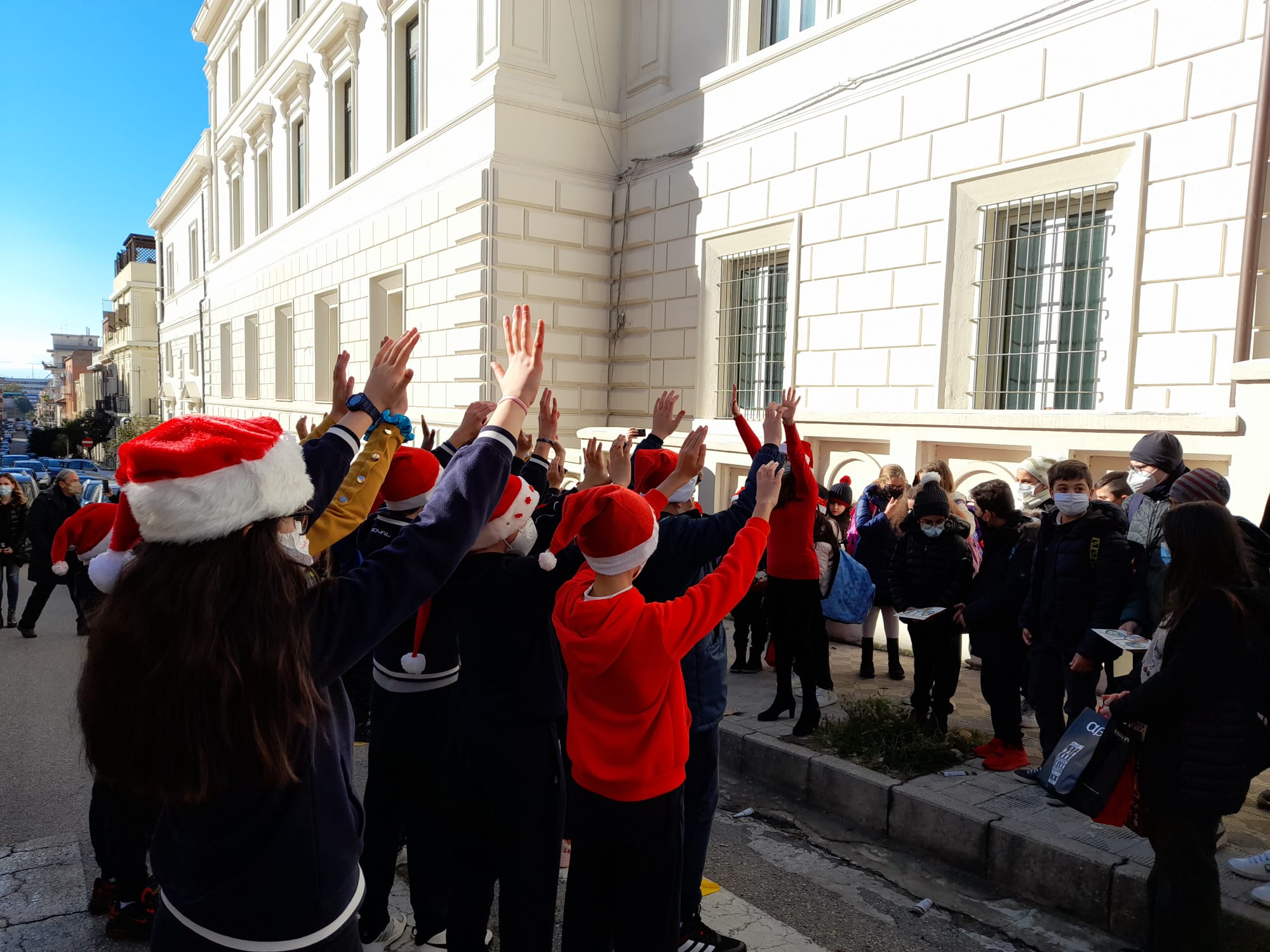 Reggio Calabria, flash mob natalizio all’Istituto San Vincenzo de’ Paoli
