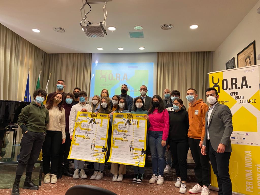 Gli alunni del Progetto O.R.A. – Open Road Alliance hanno incontrato le amministrazioni di Locri, Siderno e Reggio Calabria