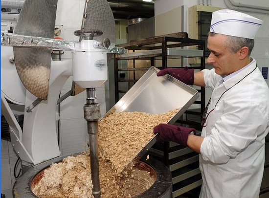 Reggio Calabria – Dall’esperto della dolcezza Cundari il torrone di Bagnara IGP