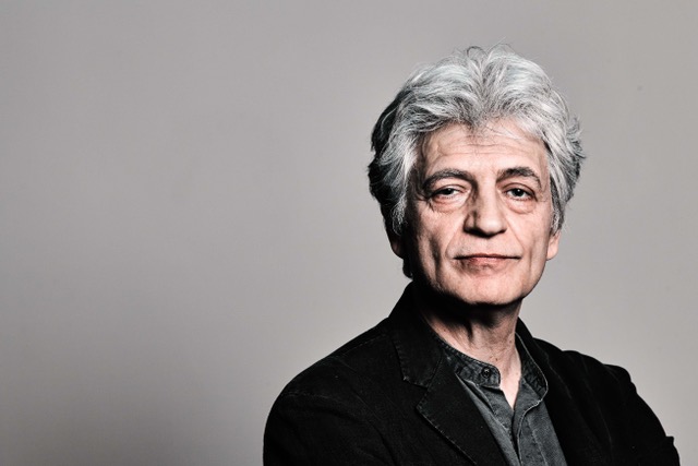Catanzaro – Sabato al Teatro Politeama Fabrizio Bentivoglio in “Così fan tutte”