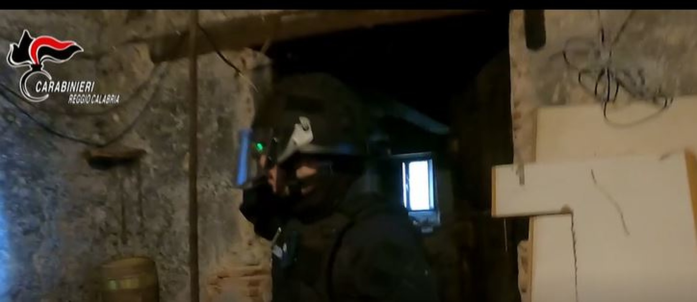 Arresto latitante ndrangheta reggina, il video del blitz dei Carabinieri