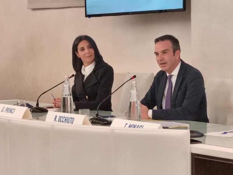Crisi ucraina, Princi: “Contributi alle scuole calabresi che partecipano all’integrazione degli studenti in fuga dal conflitto”