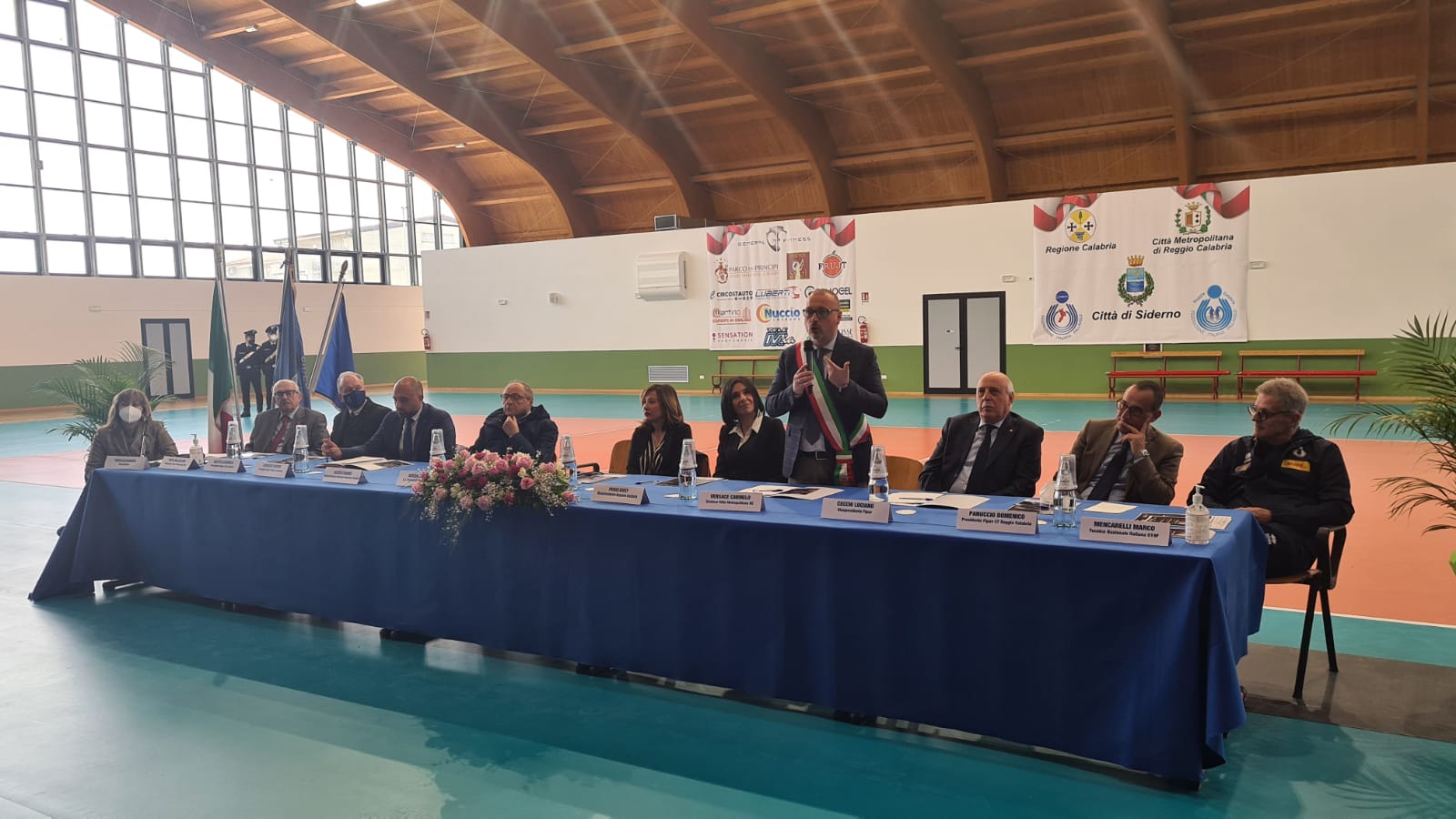Inaugurato il nuovo PalaSport di Siderno, il sindaco ff della Città Metropolitana Carmelo Versace: “Straordinario lavoro di squadra”