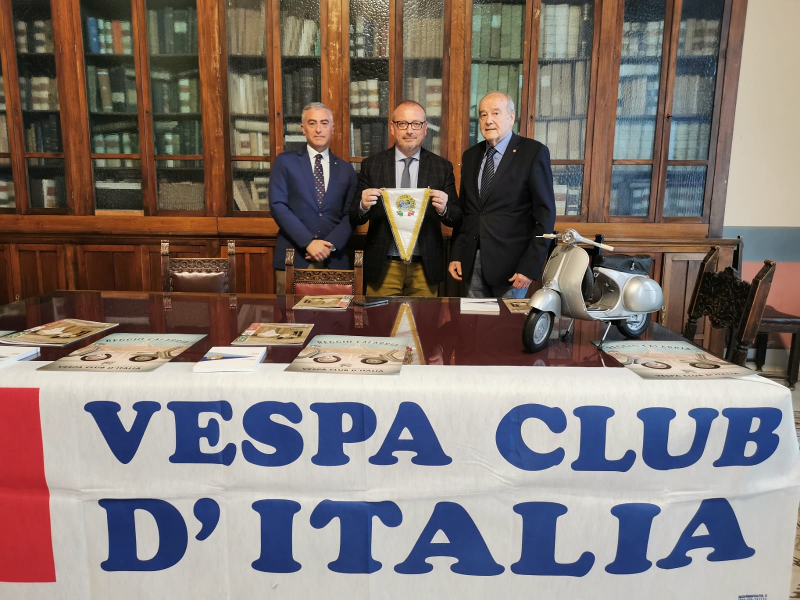 A Reggio Calabria il Congresso Vespa Club d’Italia, Versace: “Orgogliosi di poter ospitare questo grande evento”