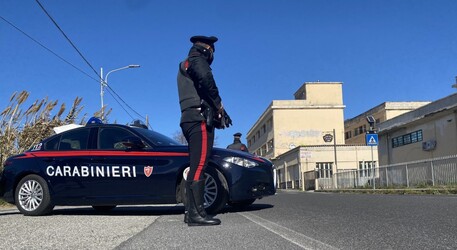 Nascondeva all’interno dell’auto 270 gr di marijuana, arrestato