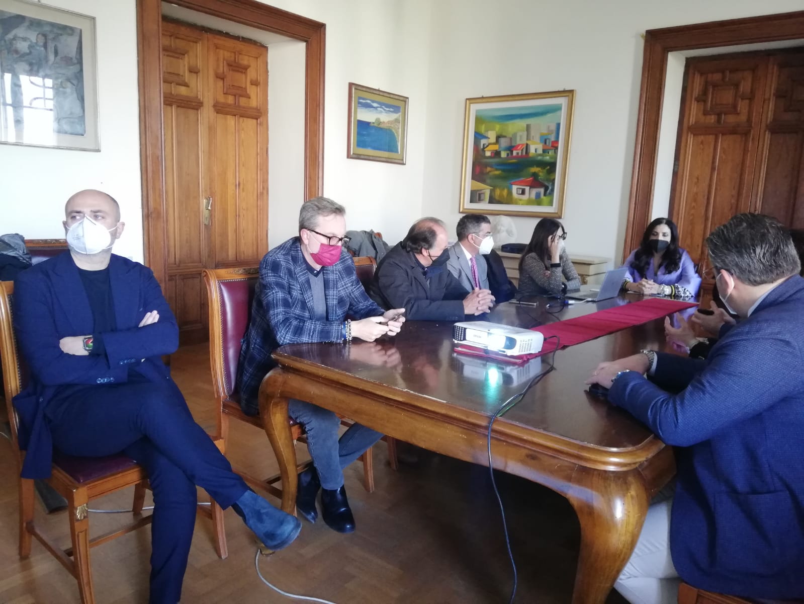 Bando da 3,8 milioni destinato alle imprese: il Comune a confronto con le categorie produttive