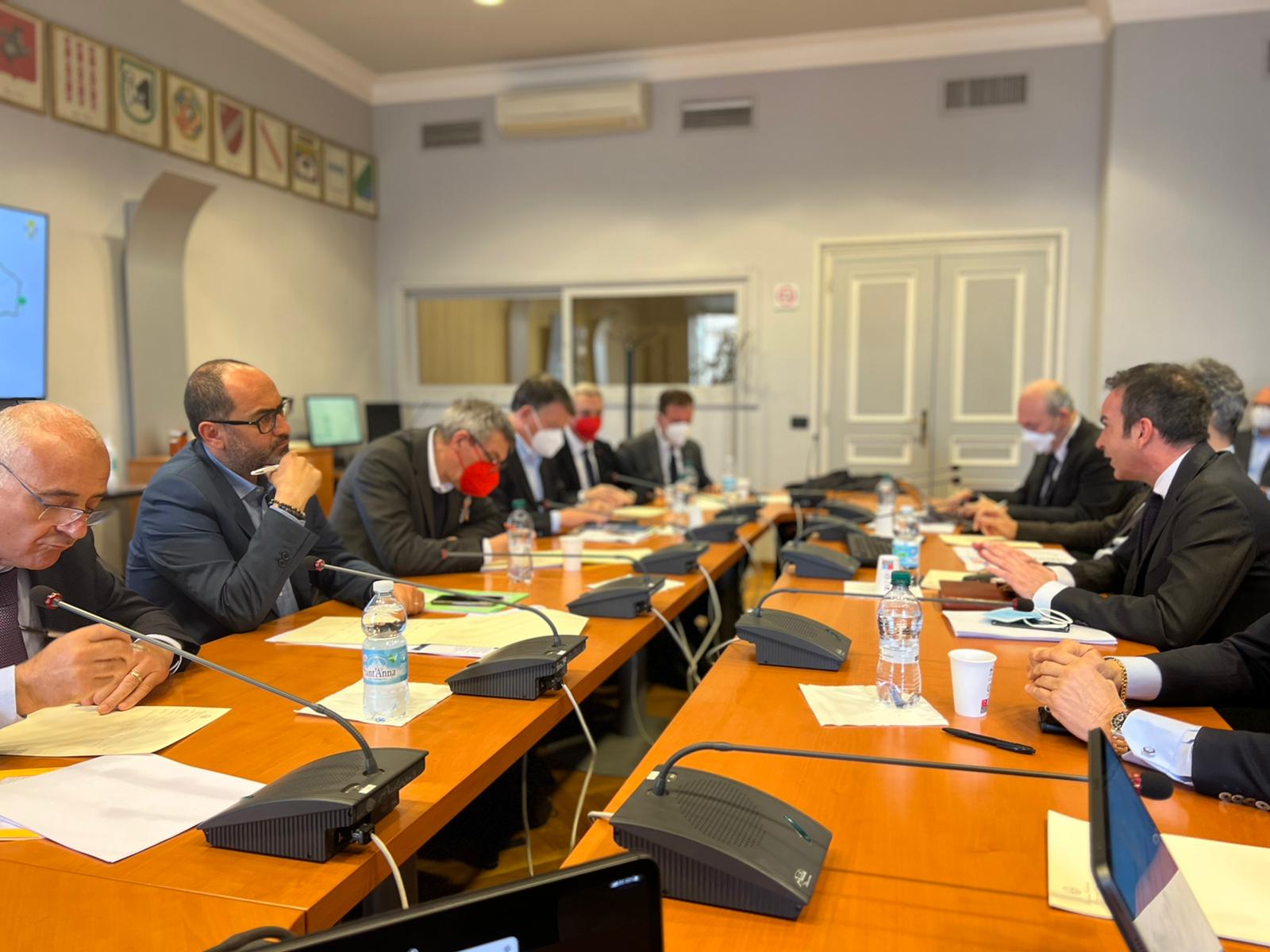 Occhiuto incontra Cgil-Cisl-Uil nazionali: collaborazione Regione-sindacati per presentare al governo ‘vertenza Calabria’