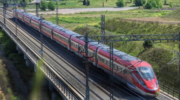 Trenitalia Summer Experience 2022: orari, servizi, promozioni e nuova offerta estiva in Calabria