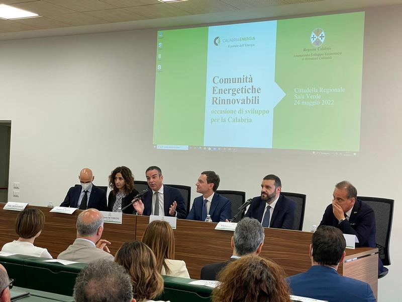 La Calabria prima regione d’Italia a offrire uno sportello telematico di supporto ai comuni sulle comunità energetiche rinnovabili