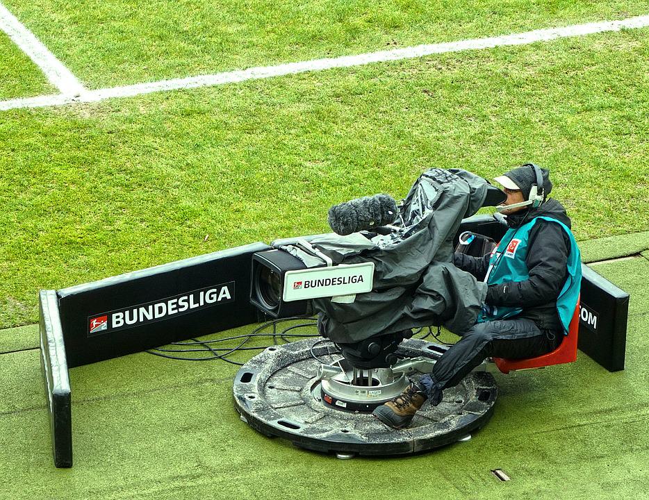 Streaming illegale Serie A: chiusi 40 canali Telegram,. acquisiti i dati di chi è connesso