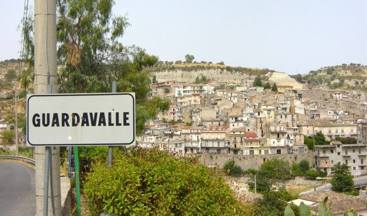 Prorogato per altri sei mesi lo scioglimento del Comune di Guardavalle