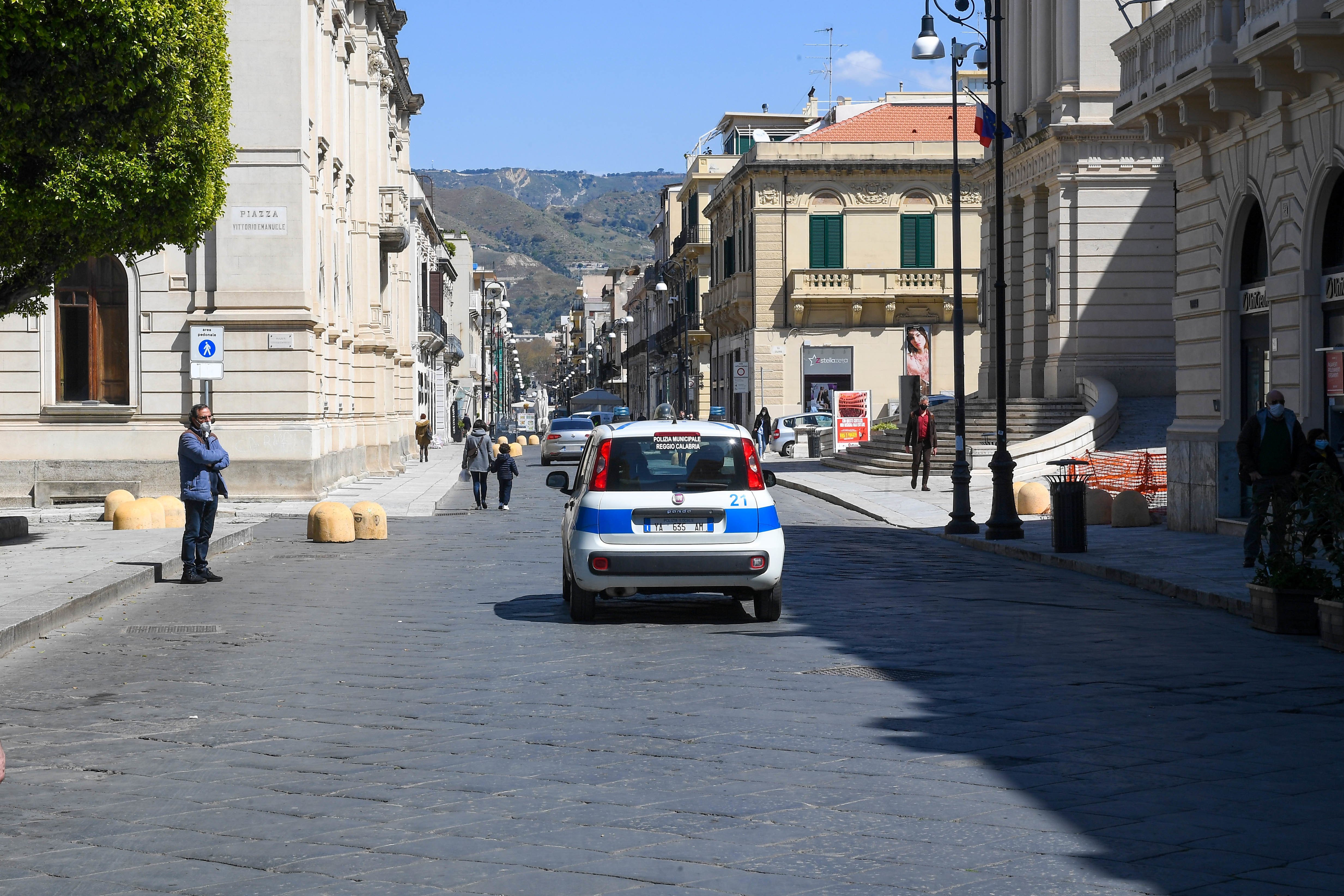 Reggio Calabria, aggredita pattuglia della polizia locale