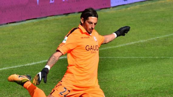 Mercato Reggina: due portieri in arrivo. Niente Micai