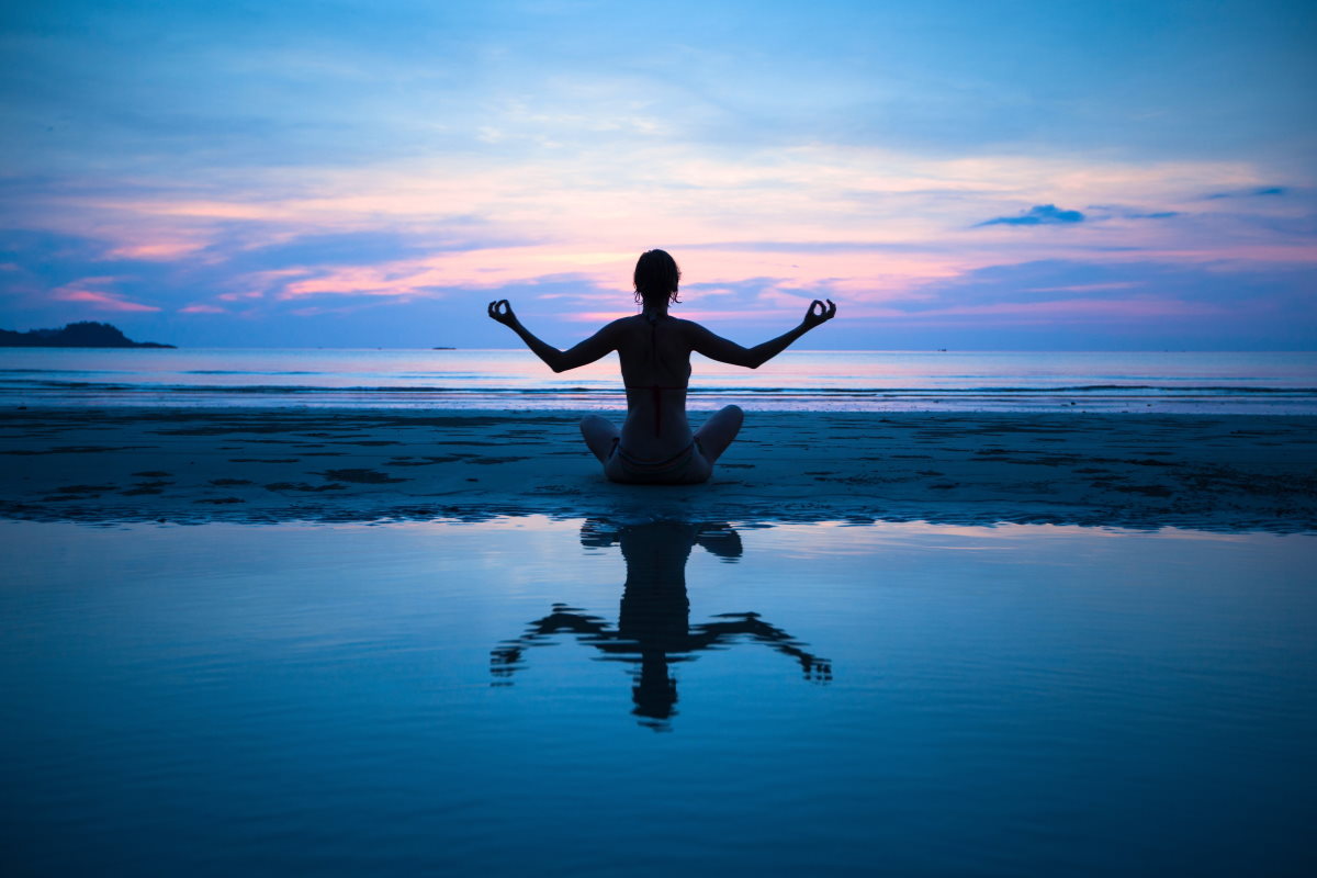 Reggio Calabria – “Ygeia la salute in piazza”, lezioni gratuite di yoga con l’insegnante Diano