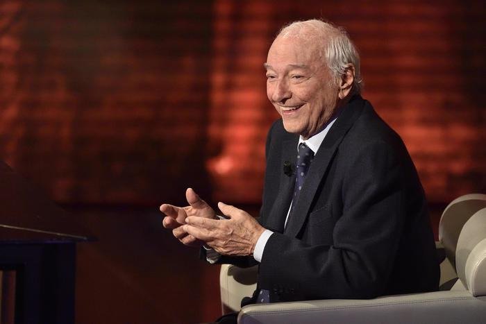 Scomparsa di Piero Angela, Occhiuto: “Grande italiano, ha reso la scienza fruibile a tutti”