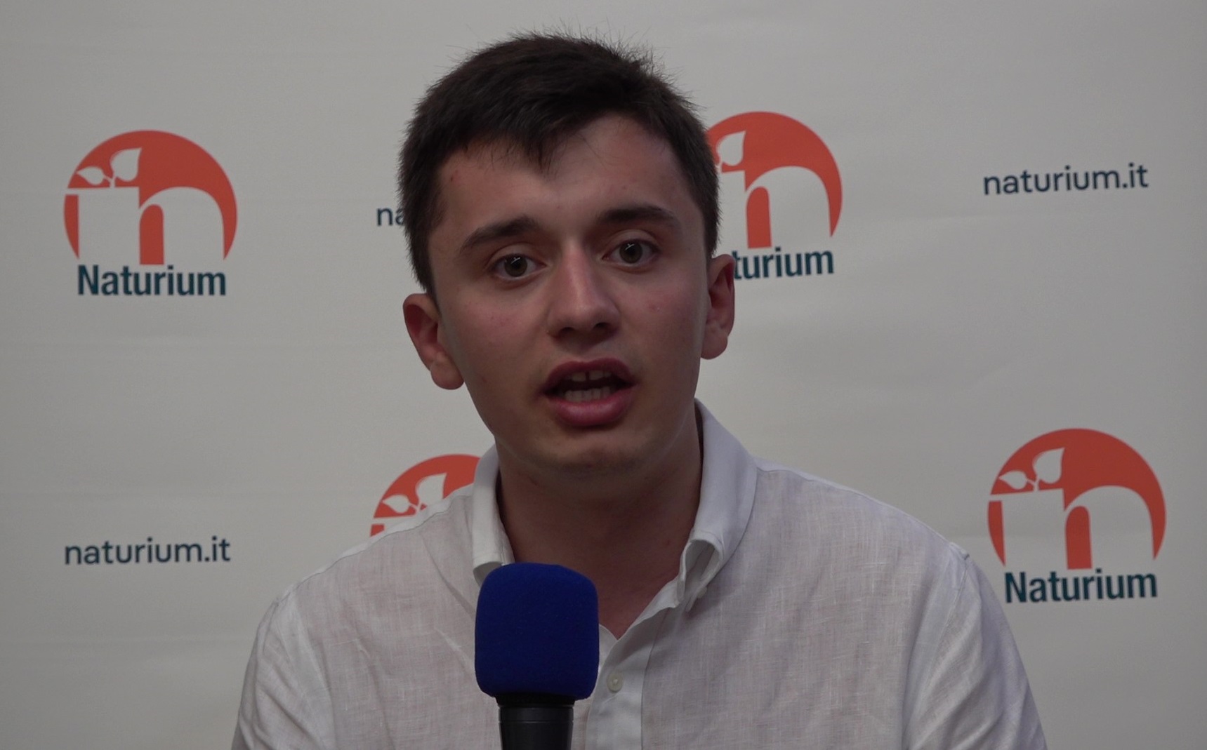 Montepaone (CZ) – A scuola di Internet: le “istruzioni per l’uso” di Bernard Dika
