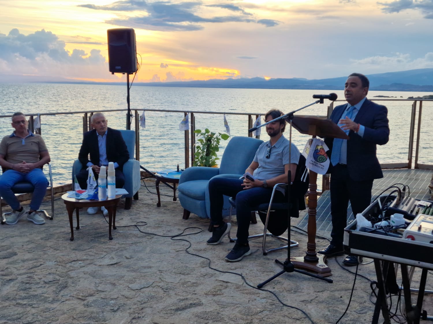 Crotone – Presentato il progetto azioni di promozione delle specificità geo- naturalistiche e ambientali delle zsc