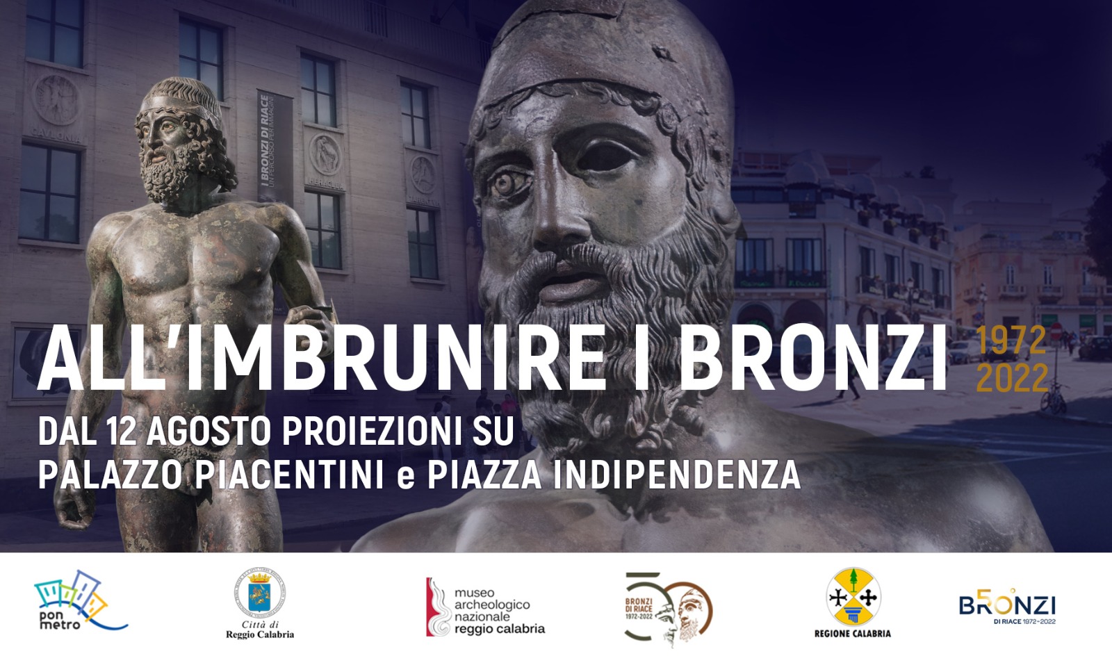 Reggio Calabria – Proiezioni luminose su Palazzo Piacentini e Piazza Indipendenza: grande successo per “I Bronzi all’imbrunire”