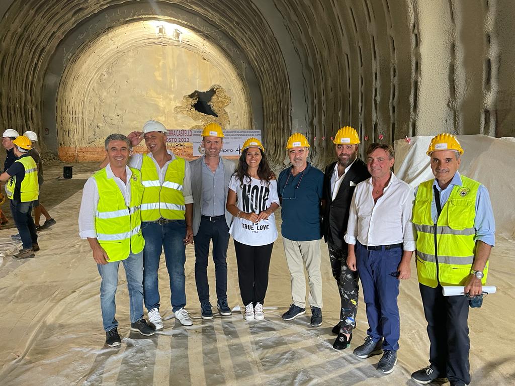 Cosenza – Succurro inaugura il completamento dello scavo della galleria Tarsia-Sibari