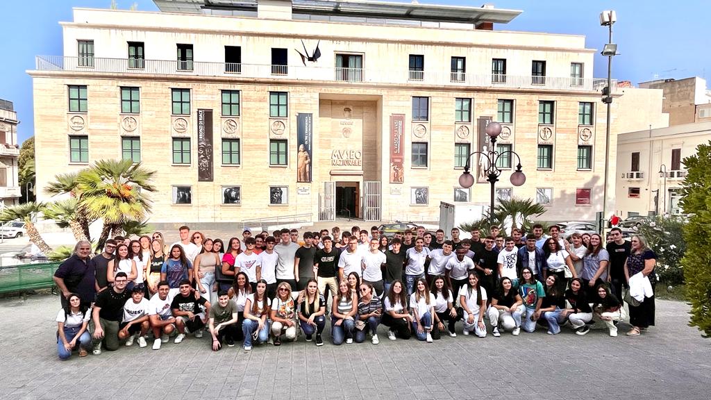 Reggio Calabria – Al Liceo Volta la scuola ricomincia con energia e entusiasmo (FOTO)