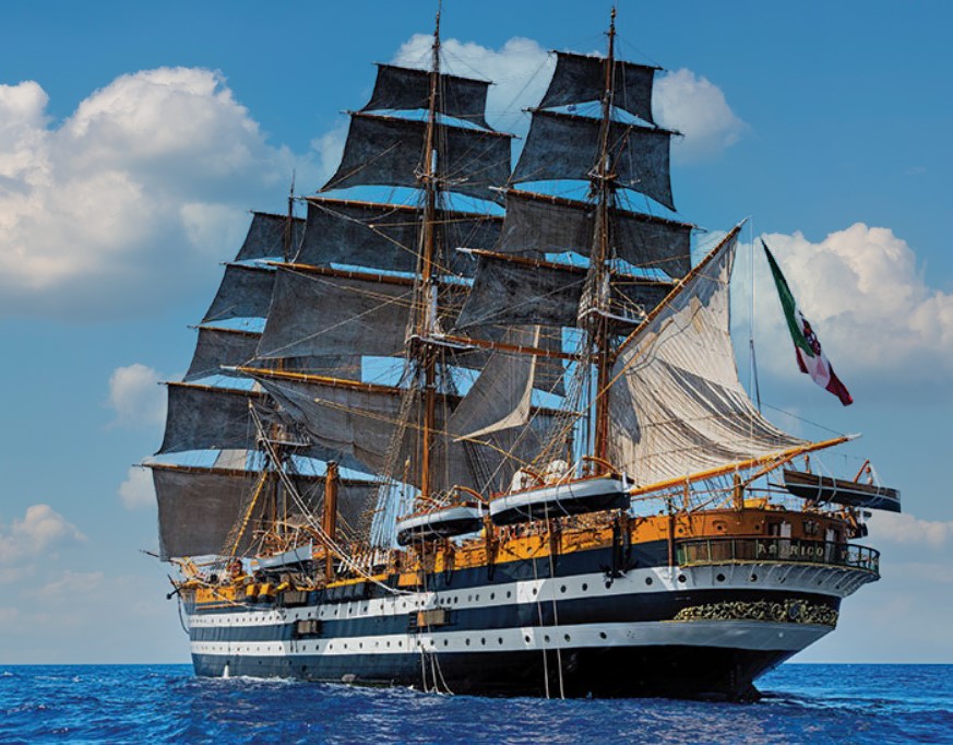 La Nave Scuola Amerigo Vespucci sarà ancorata al Porto di Reggio Calabria