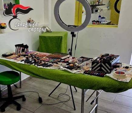 Multa e sequestro per parrucchiere ed estetista senza autorizzazione (FOTO)