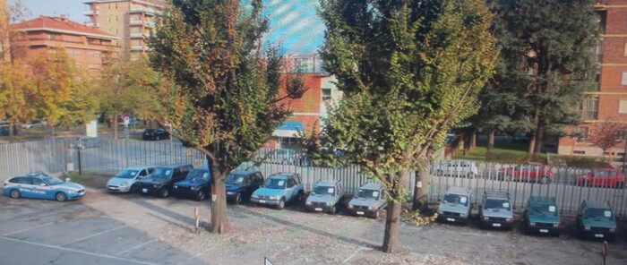 Rubavano auto e poi usavano targhe intestate a persone di Reggio Calabria, arrestato un uomo