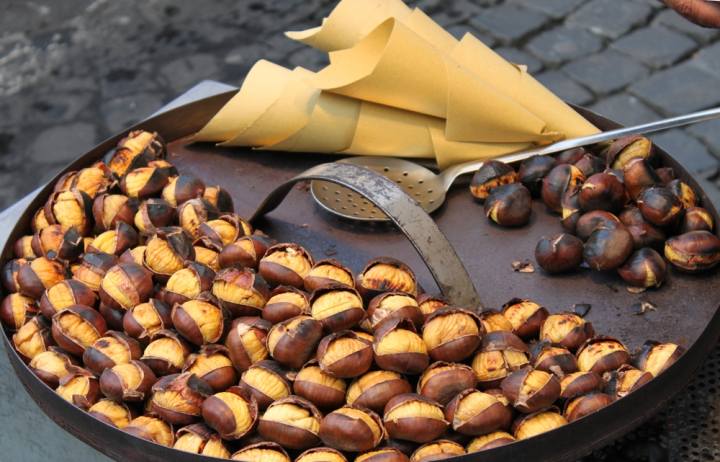 Tutto pronto per la sagra della Castagna di Casali del Manco