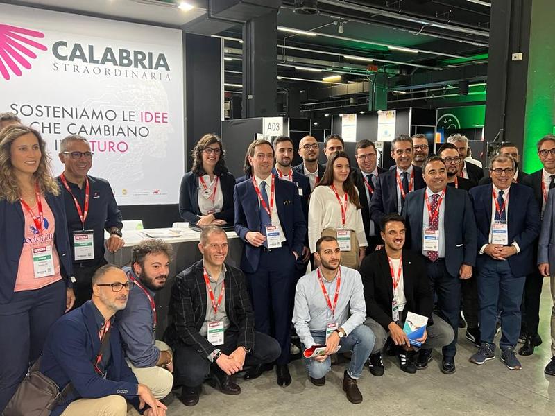Regione: SMAU 2022, l’assessore Varì è intervenuto al tour safari; “La Regione sostiene i giovani talenti”