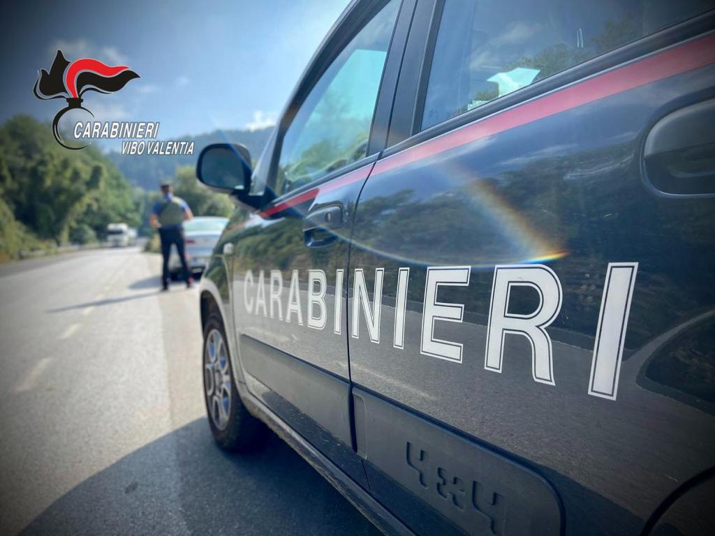 Taniche di benzina e cartucce, intimidazioni a cantieri edili del Vibonese