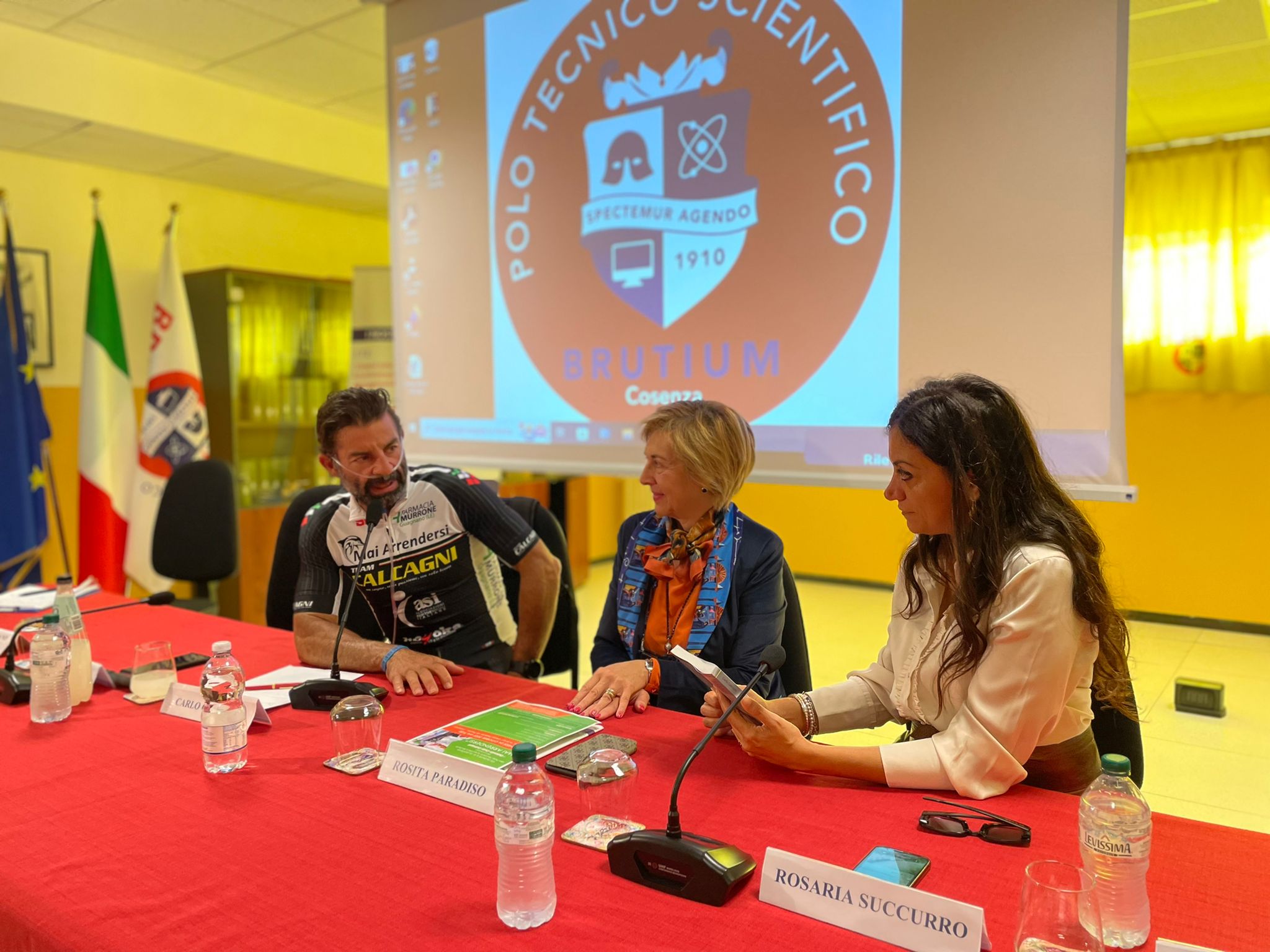 Cosenza, il colonnello Calcagni incontra gli studenti del Brutium