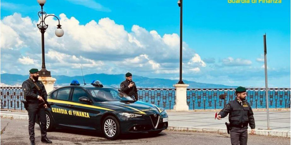 Sequestro da 2,4 mln a imprenditore della Gdf di Reggio Calabria: contestati bancarotta fraudolenta e autoriciclaggio