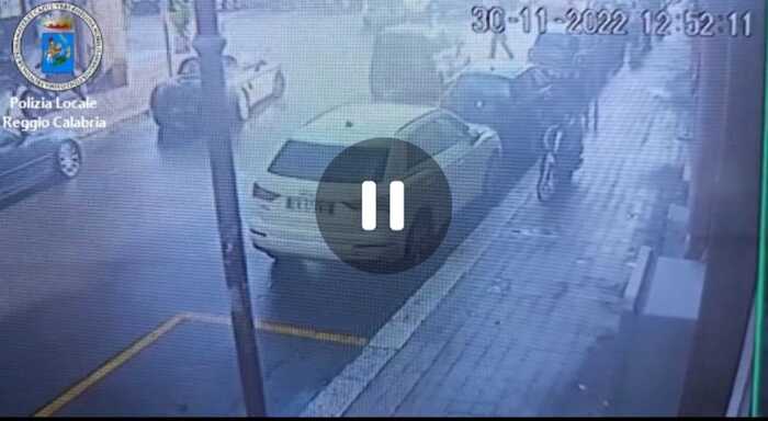 Incidente Reggio Calabria: investito il dg Reggina Martino, acquisite immagini videosorveglianza, ritirata patente al guidatore