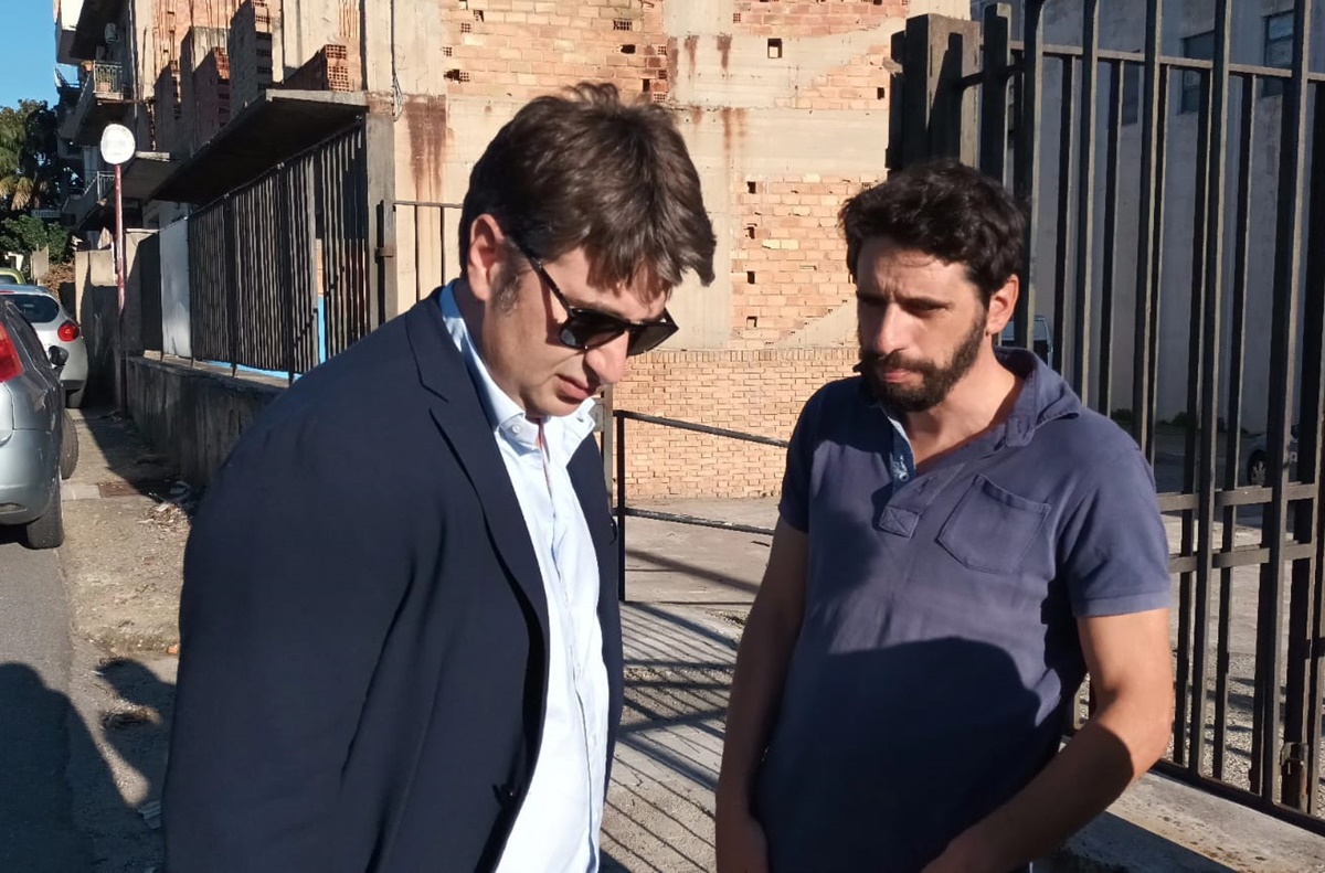 Reggio Calabria – Trovata la collocazione per i migranti, Lo Schiavo attacca la destra: “Non bisogna dimenticare uomini, donne e bambini”
