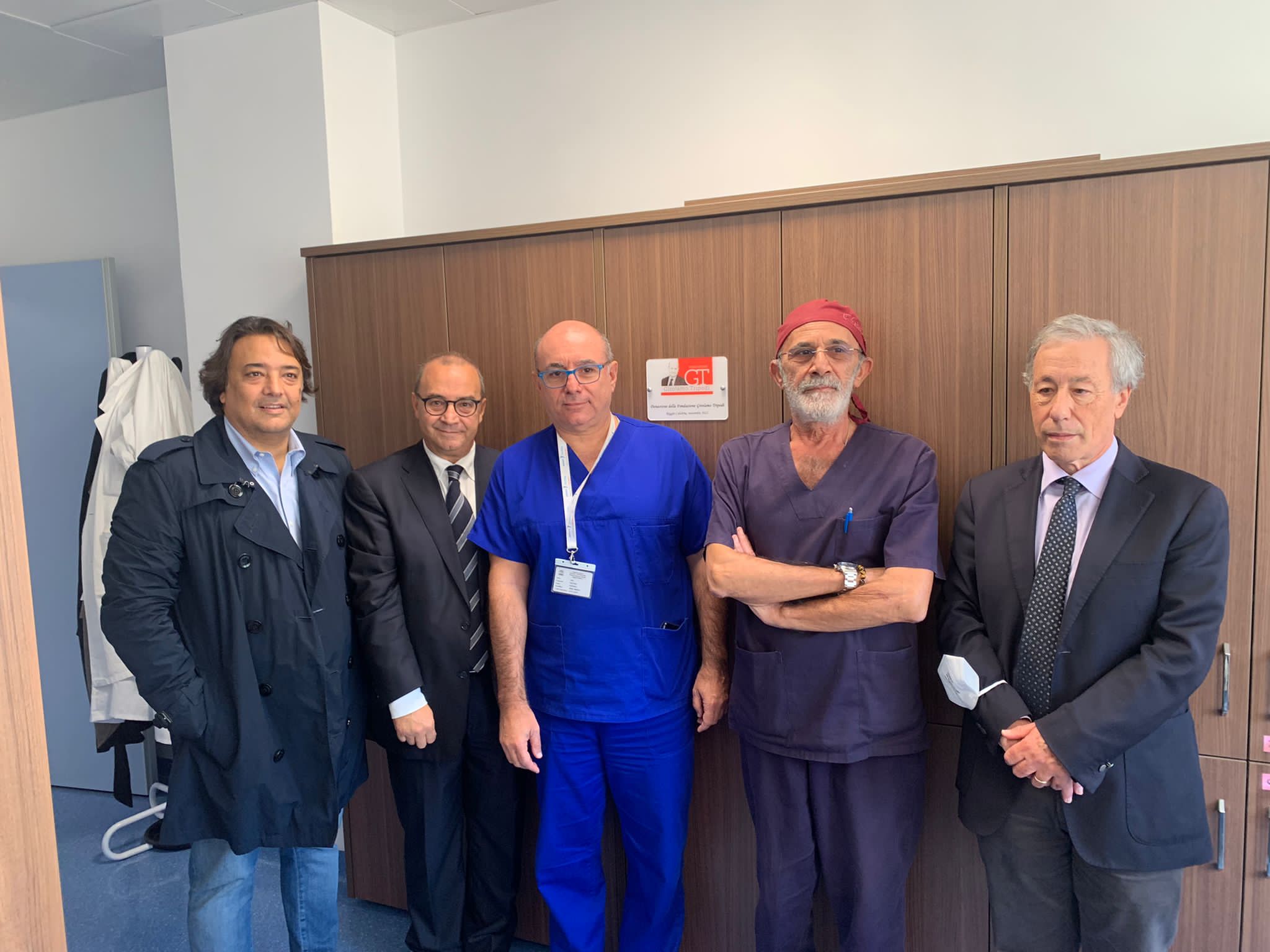 Stamattina la donazione di arredi al Centro Trapianti del GOM dalla Fondazione Girolamo Tripodi