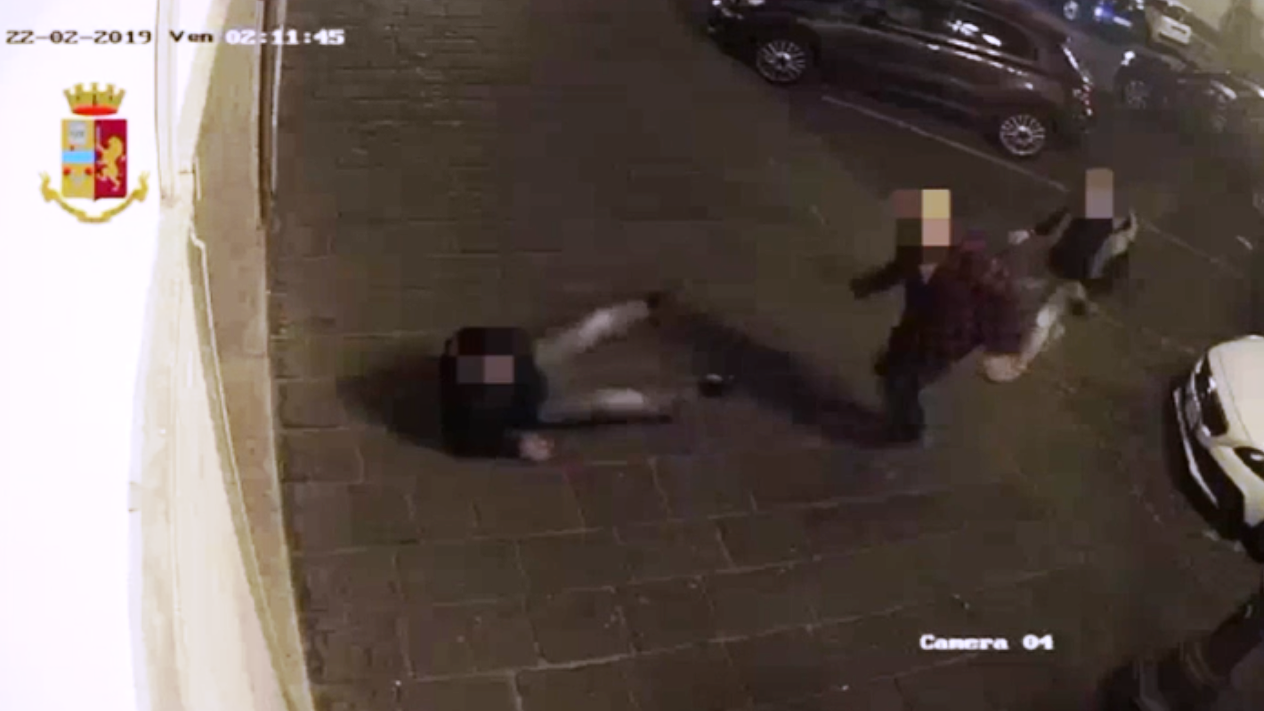 Giovane di Bologna ridotto in fin vita a Crotone: arrestate due persone