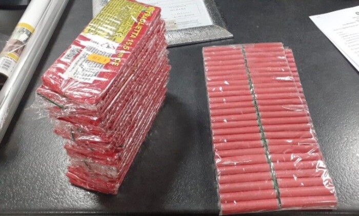 Crotone, sequestrati 70 chili di botti illegali