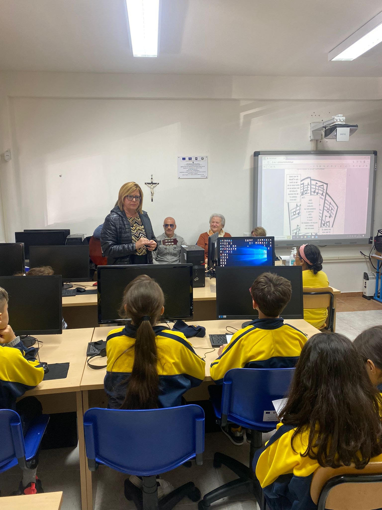 L’Avo di Reggio Calabria semina speranza e gratuità. Volontari incontrano alcune classi delle scuole primarie dell’ic De Amicis-Bolani