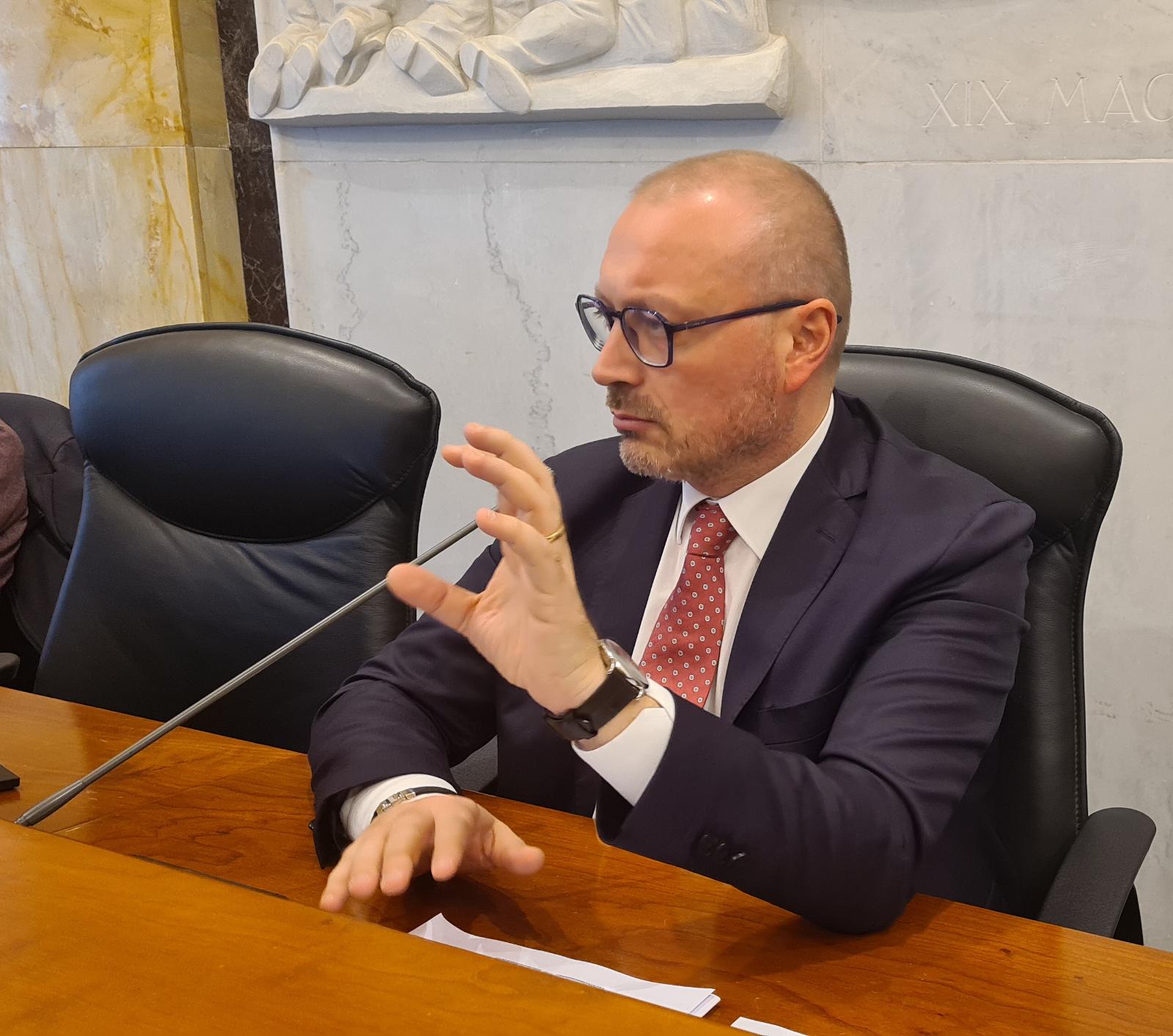 Reggio Calabria – Dal Consiglio Metropolitano nuovi fondi per Associazioni e Comuni per il sostegno alle fragilità