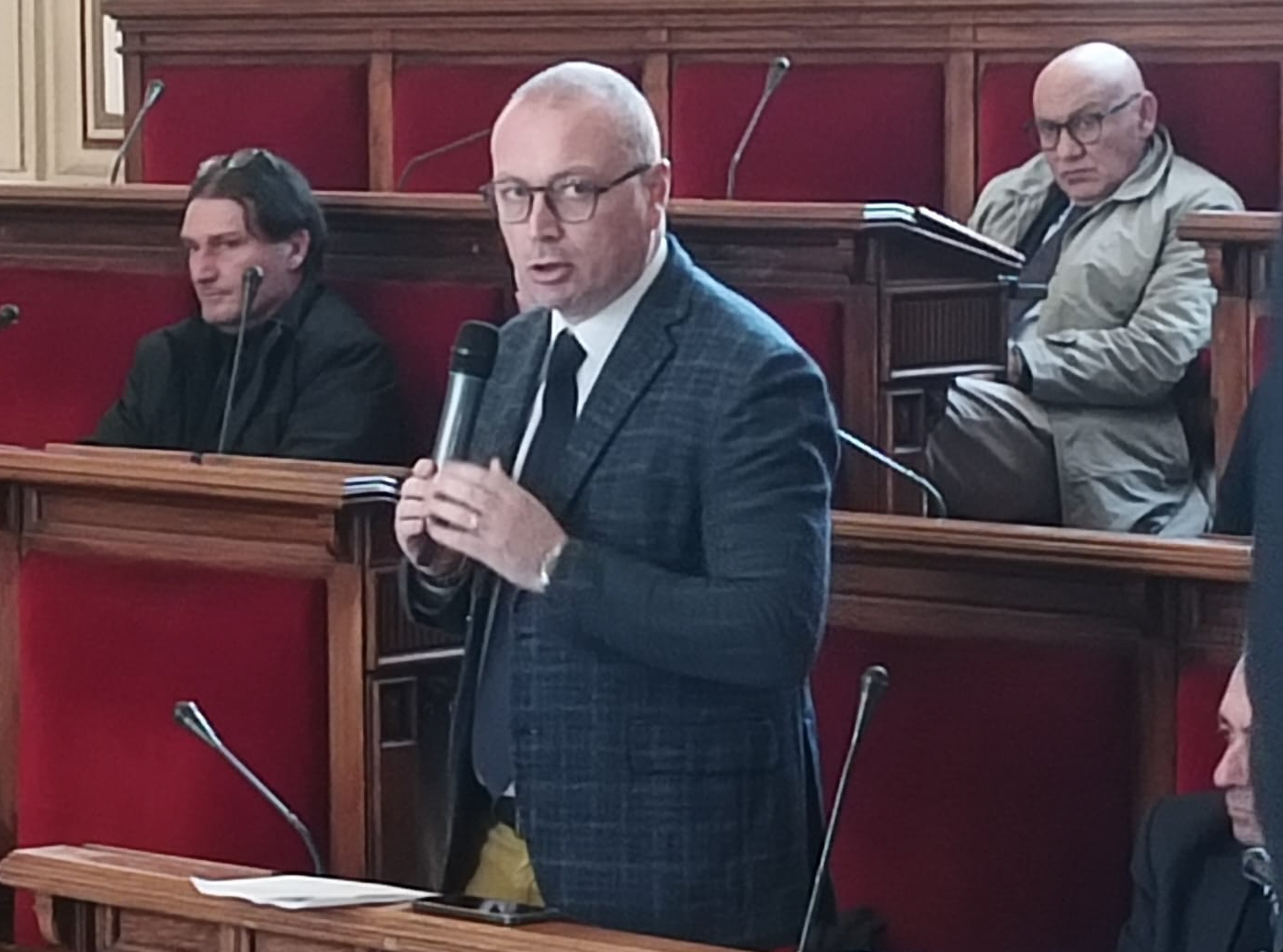 Versace su Alival: “Comune e Città Metropolitana hanno attivato ogni azione possibile. La Regione non ha fatto lo stesso”