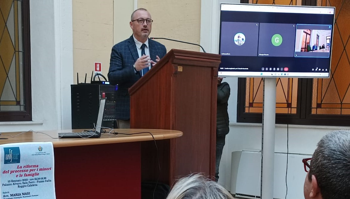 A Palazzo Alvaro un confronto su giustizia, minori e famiglie, Versace: “Città Metropolitana al fianco delle competenze professionali del territorio”