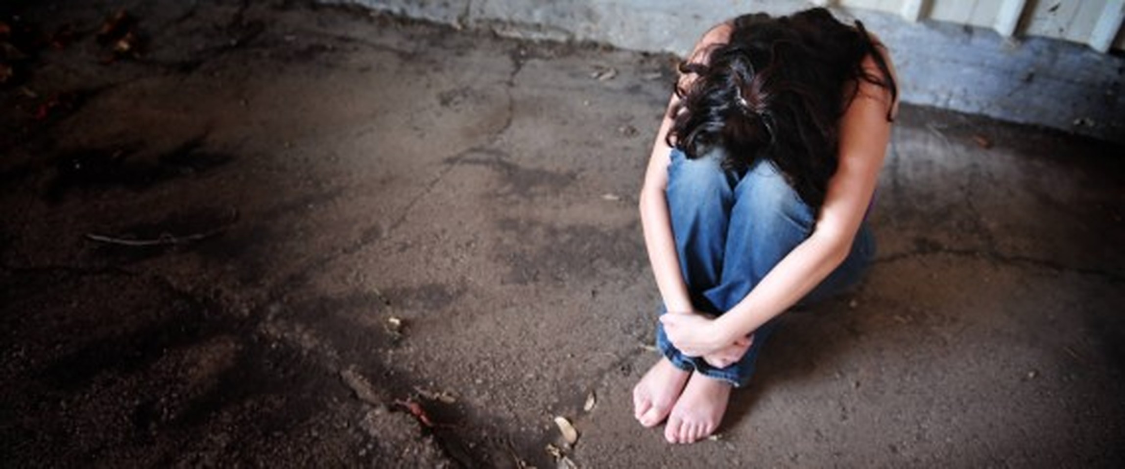 Segregata e costretta a fare le pulizie da padre, madre e sorelle, la terribile storia scoperta in provincia di Reggio Calabria