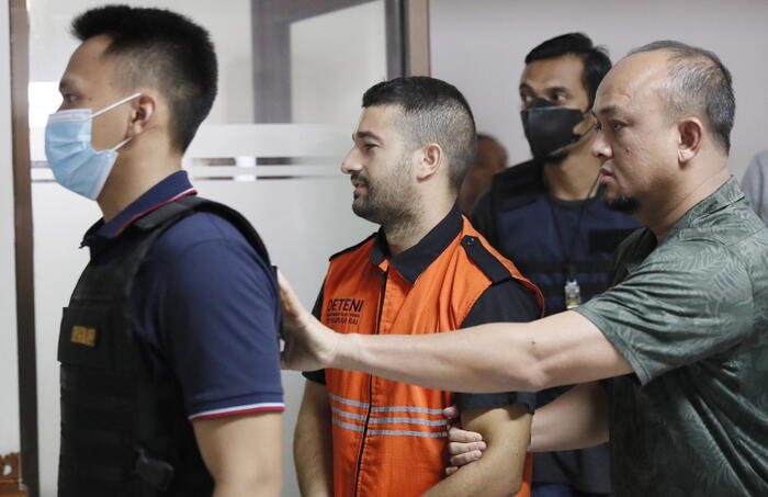 ‘Ndrangheta: riportato in Italia latitante Antonio Strangio